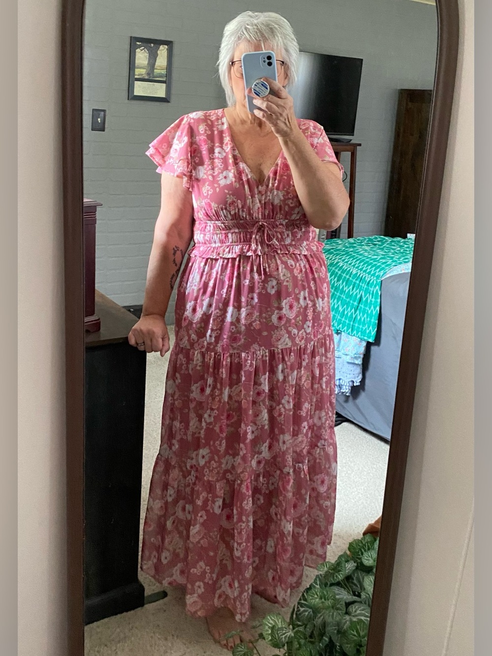 STUNNING ARULA FLORAL MAXI DRESS - SIZE 1X (A) - Picture 6 of 14